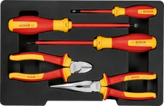 Bosch手動工具混合套裝，5 件裝於托盤中。